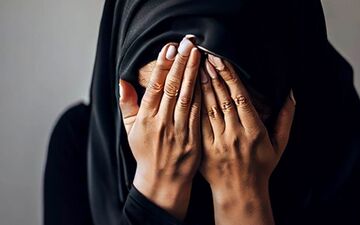 شوکه شدم وقتی زن سوم شوهرم به من زنگ زد!

