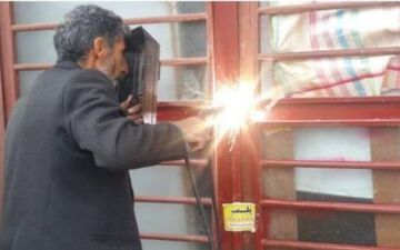 کشف فک پلمب سه واحد غیرمجاز در اسلام آبادغرب/ 437 کیلوگرم مرغ زنده ضبط شد