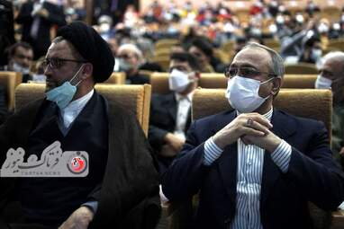 منوچهز فخری