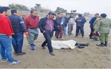 کشف جسد زن شیک پوش در دریا