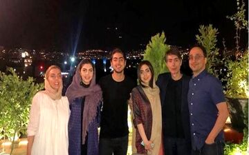 دورهمی خانواده فردین در یک رستوران (عکس)