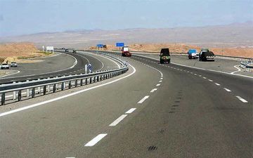 اجرای ۵۴۰ کیلومتر عملیاتی آسفالتی در محورهای موصلاتی استان کرمانشاه