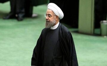 سوال از روحانی با ۱۳۰ امضا تقدیم هیئت‌رئیسه مجلس شد+ محورهای سوال
