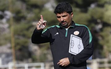 مجتبی حسینی: تعطیلی مسابقات بیشترین ضرر را به امثال مس کرمان وارد کرد