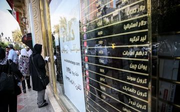 مدیریت بازار ارز برای کنترل نرخ/قیمت دلار به ۱۳۷۴۰ تومان رسید