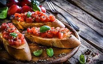 بروسکتای زیتون و گوجه‌فرنگی| حتما امتحانش کن!