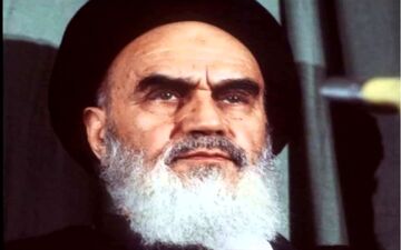 امام خمینی(ره): اگر دانشگاه فاسد شود، یک کشور فاسد می‌شود +فیلم 