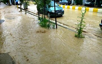 چرایی آبگرفتگی های فراوان در خیابان‌های کرمانشاه 