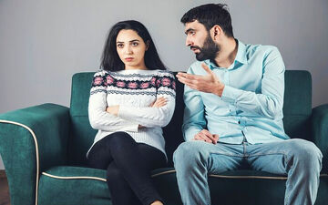 زبان بدن همسری که باهات مشکل داره