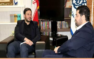 دیدار نماینده منتخب مردم کرمانشاه در مجلس شورای اسلامی با اهالی فرهنگ و هنر حوزه هنری