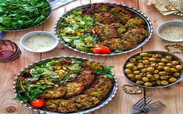 طرز تهیه کوکو اسفناج خوشمزه و لذیذ!