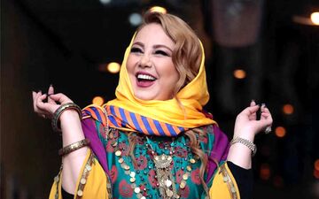 تیپ و ژست جدید بهنوش بختیاری با کلاه جاودگری عجیب و غریب!|بهنوش خانم هر روز تیپ جدید میزنه!
