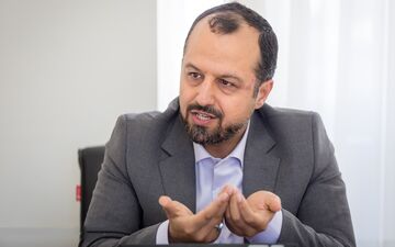 وزرای دولت رئیسی سخت مشغول انتصاب هستند! اینبار خاندوزی در وزارت اقتصاد