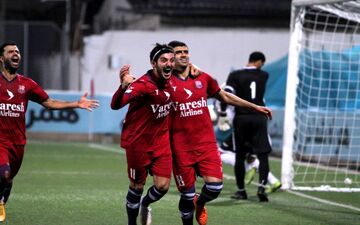 شیری: از دست داور یک لحظه عصبانی شدم