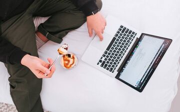 ۶ راهکار طلایی برای مقابله با اضافه وزن به خاطر استرس