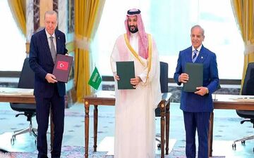 هشدار مرجع دینی عراق درباره تبدیل توافق عربستان، پاکستان و ترکیه به تهدید وحدت