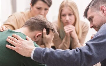 راهنمای مراقبت از بیماران شدید روانپزشکی در شرایط جنگی؛ آنچه خانواده‌ها باید بدانند