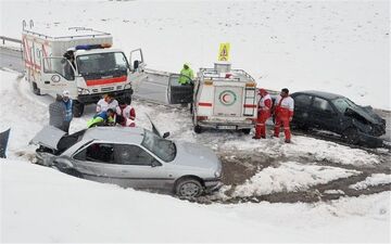 برف و کولاک در 10 استان کشور/ امدادرسانی به افراد گرفتار در برف