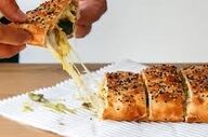 خوراکی باب میل همه بچه ها| طرز تهیه  اشترودل هات داگ!
