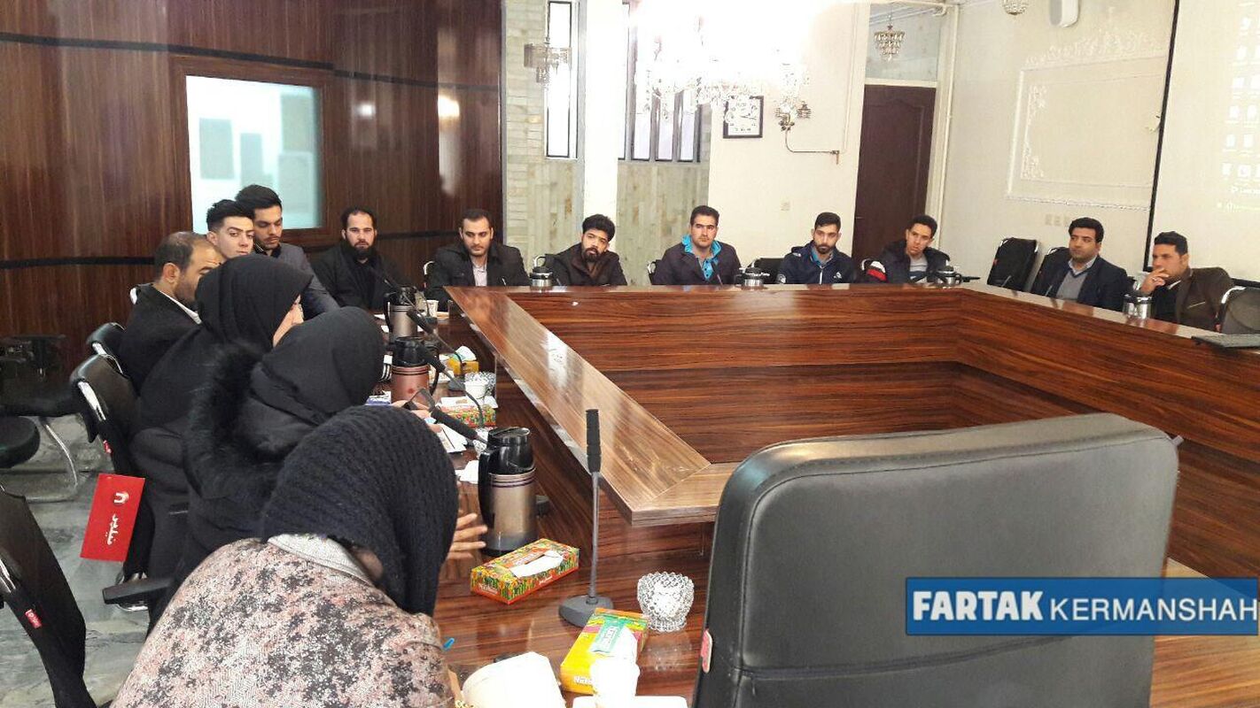 نشست اعضای سفیران اهداء عضو استان کرمانشاه به روایت تصویر