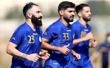  هافبک استقلال: بهتر است درباره‌ پیشنهاد پرسپولیس صحبت نکنم 