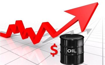 احتمال رسیدن قیمت نفت در نیمه دوم سال ۲۰۲۲ به ۱۳۵ دلار