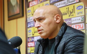حمله تند منصوریان به مدیران تراکتور؛ به آیینه نگاه کنید، عیب از خودتان است