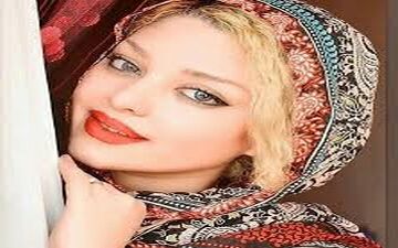 تیپ سندبادی بازیگر زن دورگه ایرانی هندی