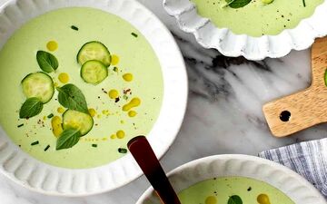 طرز تهیه سوپ خیار؛ پیش‌غذای رژیمی خوشمزه و خنک برای لاغری