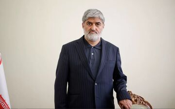 مطهری: پدرم مخالف حضور «روحانیت» در پست‌های اجرایی بـود / برقراری رابطه با آمریکا، «منافاتی» با آرمان‌های انقلاب ندارد