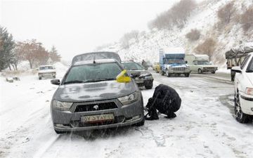 
تردد در محورهای مواصلاتی آذربایجان شرقی بدون زنجیر چرخ امکان پذیر نیست
