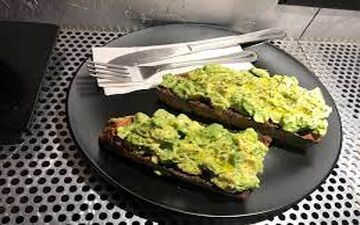 ساندویچ خوشمزه | طرز تهیه تست آووکادو!