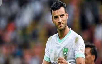  عمرالسوما از الاهلی جدا نمی شود