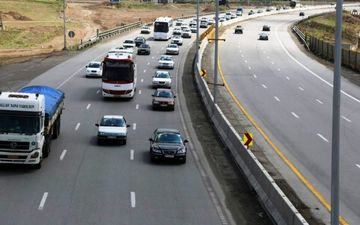 
تردد بیش از ۹۰۲ هزار مسافر در جاده های کرمانشاه