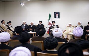 رهبر انقلاب اسلامی: اروپا به تحریم‌های آمریکا پایبند ماند باید از آنها قطع امید کرد 