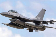 اعزام اسکادران جدید جنگنده‌های F-16 آمریکا به خاورمیانه