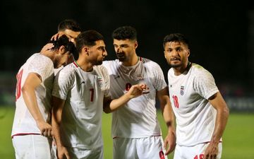 محمد محبی، یا گل می‌زند یا پاس گل می‌دهد