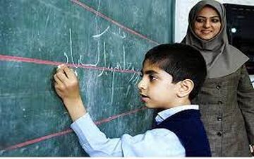 عذرخواهی مجلس بابت پرداخت حقوق معلمان / پشت پرده تاخیر در پرداخت 