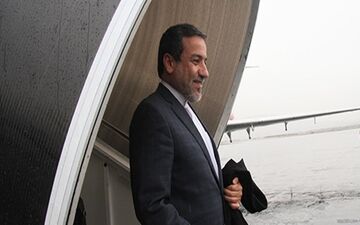 عراقچی به اتریش رفت
