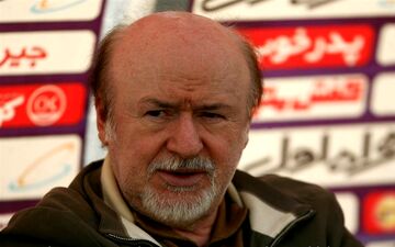  افتخاری: با آمدن شهباز‌زاده خط حمله آتشین خواهیم داشت/ چپارف باید به استقلال برگردد 