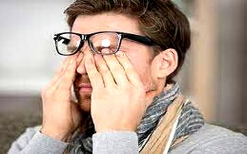 این عادت به چشم ها آسیب می زند