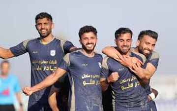 
میهمانی جذاب چادرملو در شیراز؛ لهجه یزدی به مدعیان قهرمانی اضافه شد
