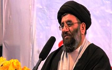 لزوم کمک همه جانبه دولت و مجموعه‌های مردمی به مردم سیل زده سیستان و بلوچستان
