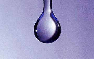 خطرات استفاده از آب دهان برای دخول/ با عوارض آن آشنا شوید