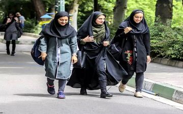 این دانش آموزان و طلاب بدون شرکت در کنکور معلم می شوند!