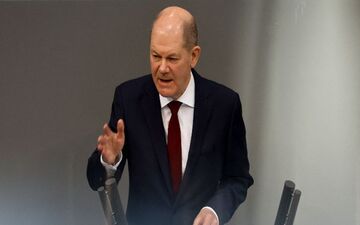 شولتز: تحریم‌ها توانایی نظامی روسیه را تضعیف می‌کند