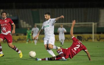 بدبیاری گلزن ایرالکو به پرسپولیس در نیمه نهایی(عکس)