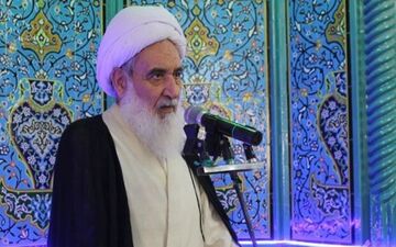 آیت الله علما: فلسفه وجودی سپاه نشات گرفته از انقلاب است