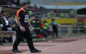 مربی پرسپولیس: بودن یا نبودن من روی سکو تأثیری نداشت