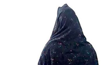 راحله قمارباز توسط مادرش لو رفت!